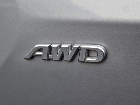 Used 2021 Toyota RAV4 XLE image 23