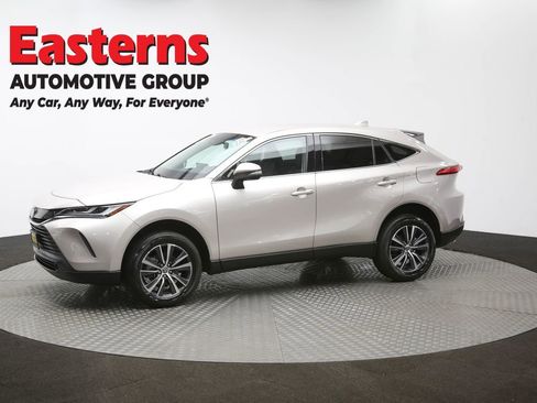 Used 2024 Toyota Venza LE image 57