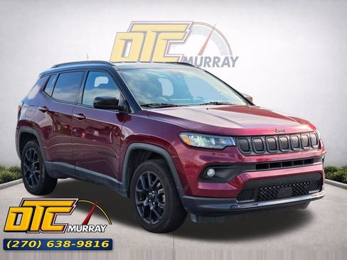 Used 2022 Jeep Compass Latitude AWD/4WD image 1