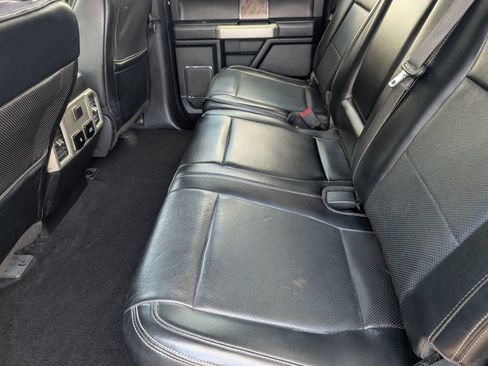 Used 2019 Ford F350 Lariat w/ Lariat Ultimate Package AWD/4WD image 9