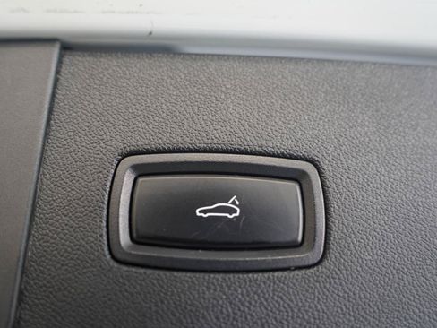 Used 2020 Porsche Cayenne AWD/4WD image 39
