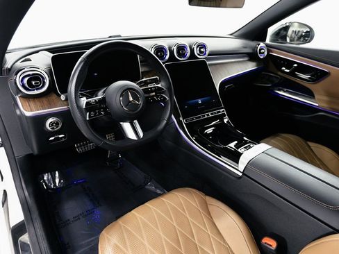 Used 2024 Mercedes-Benz CLE 300 4MATIC Cabriolet image 9