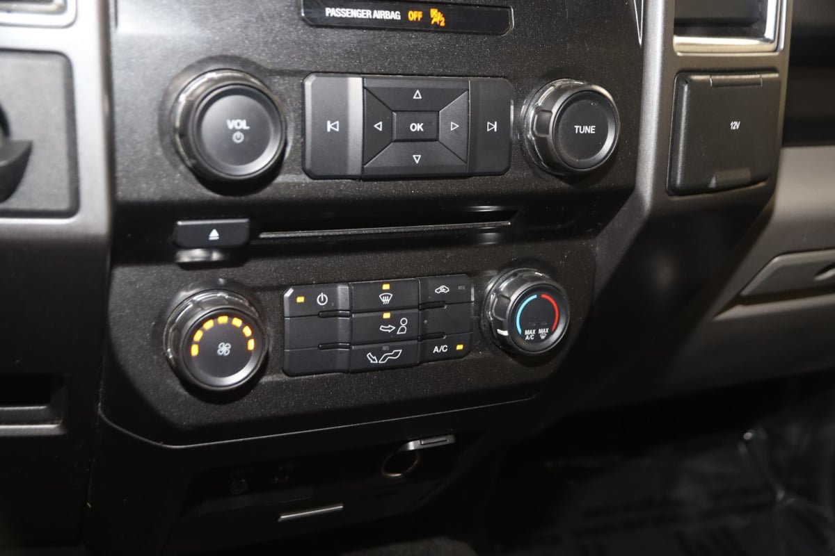 Used 2015 Ford F150 XLT RWD image 26