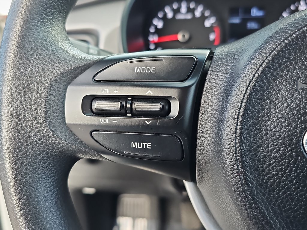 Used 2018 Kia Rio LX FWD image 11