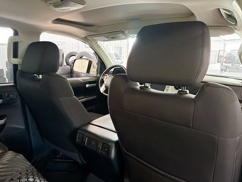 Used 2019 Toyota Tundra SR5 AWD/4WD image 11