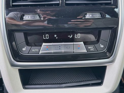 New 2027 BMW X7 xDrive40i w/ Executive Package AWD/4WD image 21