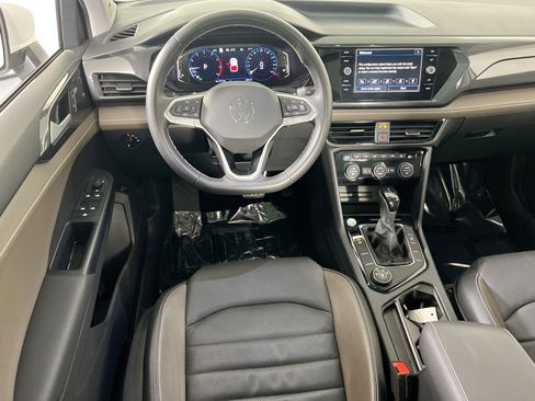 Used 2023 Volkswagen Taos SEL image 22