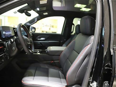 New 2024 Chevrolet Silverado EV RST AWD/4WD image 14