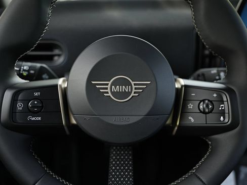 New 2026 MINI Cooper 4-Door Hardtop FWD image 35