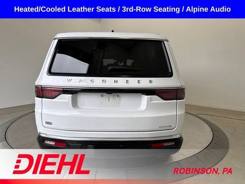 Used 2024 Jeep Wagoneer Series III AWD/4WD image 6