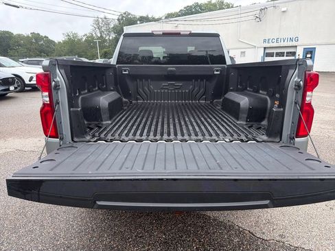 Certified 2023 Chevrolet Silverado 1500 RST w/ Z71 Off-Road Package AWD/4WD image 23