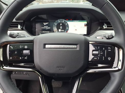 Certified 2026 Land Rover Range Rover Velar S AWD/4WD image 11