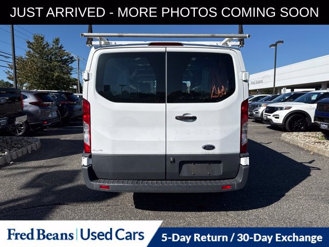 Used 2018 Ford Transit 250 130 Low Roof w/ Exterior Upgrade Package RWD image 7