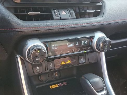 Used 2023 Toyota RAV4 XSE w/ Weather Package AWD/4WD image 19