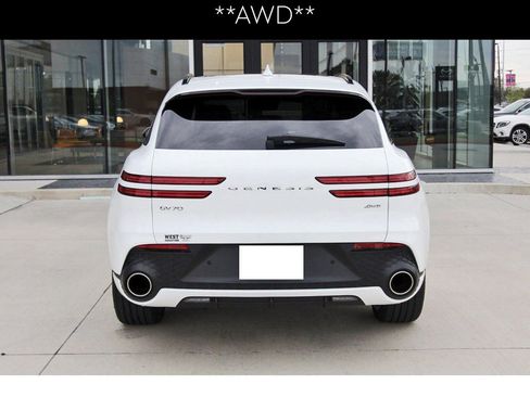 Used 2025 Genesis GV70 2.5T Sport Prestige w/ Sport Prestige Package image 7