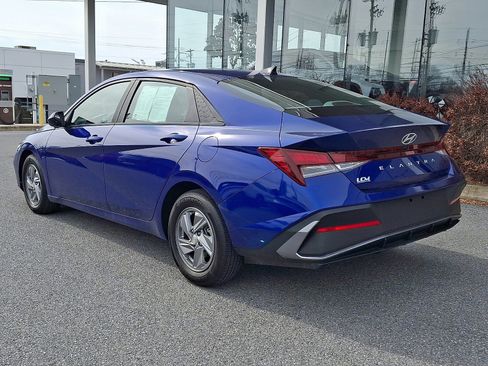 Certified 2024 Hyundai Elantra SE image 7