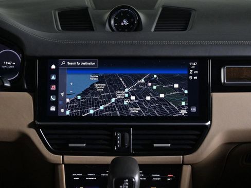 Certified 2023 Porsche Cayenne S image 13