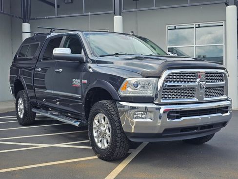 Used 2014 RAM 2500 Laramie w/ Convenience Group AWD/4WD image 7
