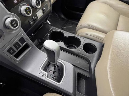 Used 2013 Toyota Sequoia Limited AWD/4WD image 17