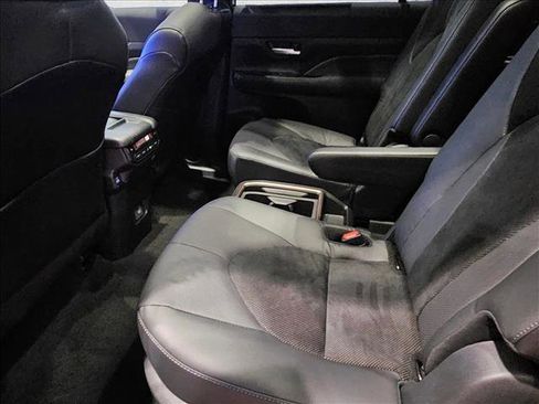 New 2026 Toyota Grand Highlander AWD Hybrid image 13