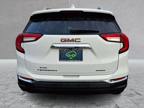 Certified 2022 GMC Terrain SLT w/ Infotainment Package II AWD/4WD image 6
