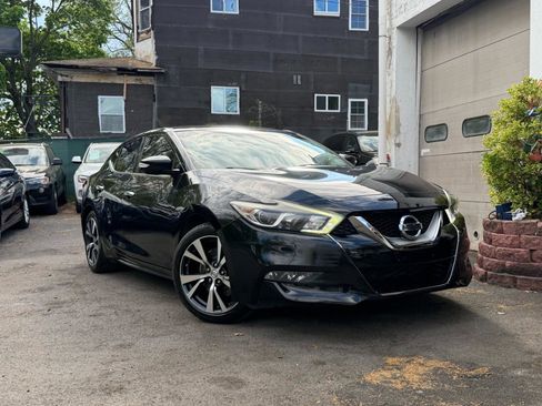 Used 2017 Nissan Maxima 3.5 SV FWD image 16