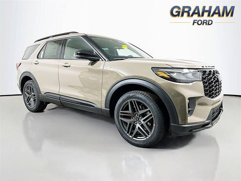 New 2026 Ford Explorer ST-Line w/ ST-Line Street Pack image 1