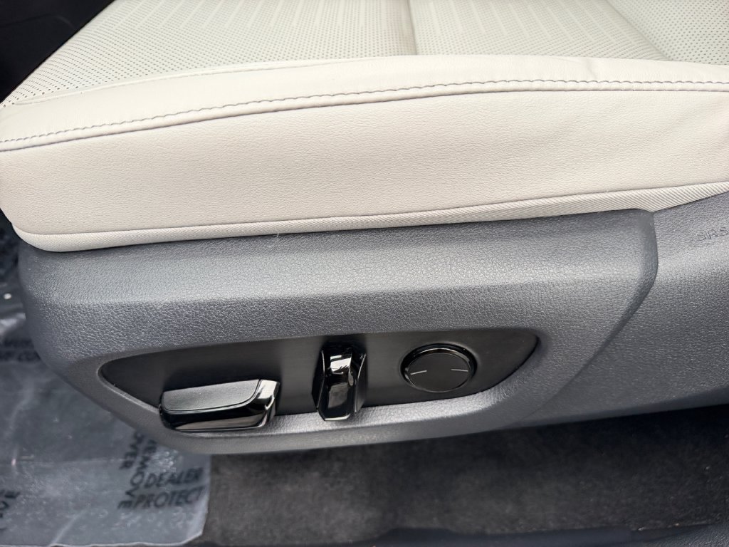 Certified 2025 Lexus TX 350 AWD w/ Technology Package image 18