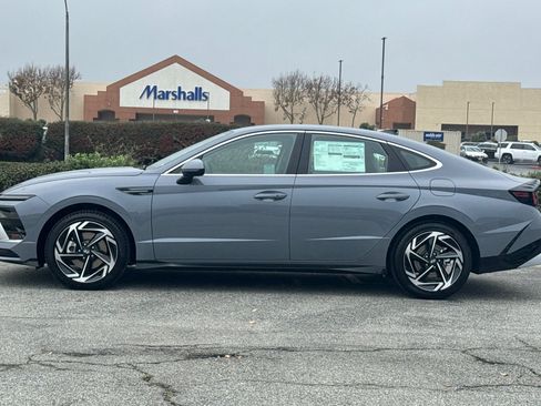 New 2026 Hyundai Sonata SEL FWD image 7