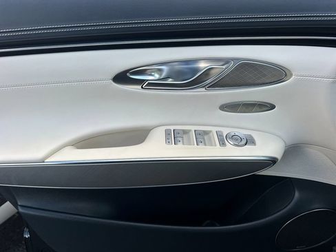 Used 2025 Genesis Electrified GV70 Prestige w/ Prestige Package image 12