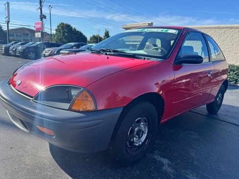 Used 1997 Geo Metro Hatchback FWD image 8