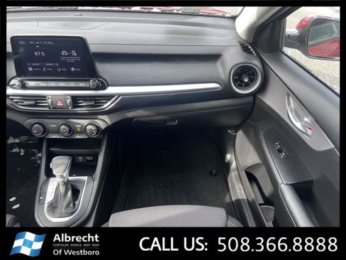 Used 2023 Kia Forte LXS image 22