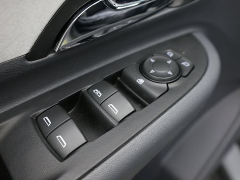 Used 2021 Chevrolet Bolt LT FWD image 15