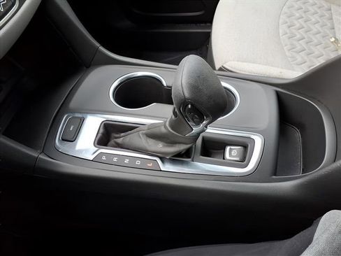 Used 2023 Chevrolet Equinox LS w/ LS Convenience Package image 27