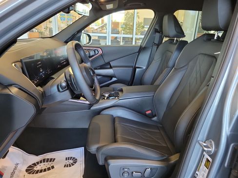 Used 2025 BMW X3 xDrive30i AWD/4WD image 14