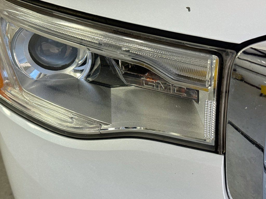 Used 2019 GMC Acadia SLT FWD image 40