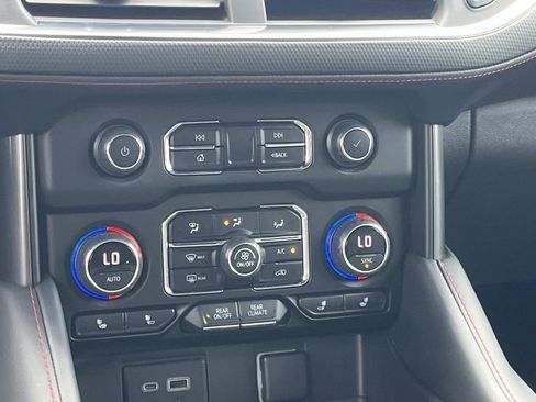 Used 2021 Chevrolet Tahoe RST image 17