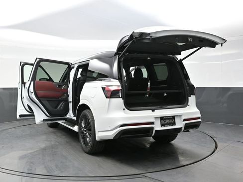 New 2026 INFINITI QX80 Autograph image 48