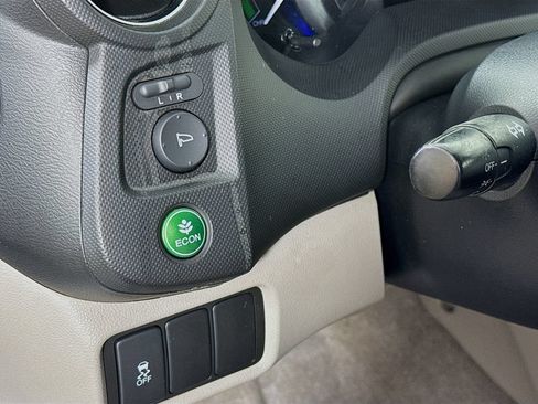 Used 2011 Honda Insight LX image 10