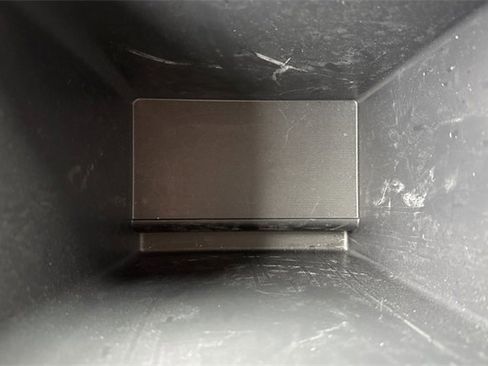 Used 2025 Nissan Sentra SV image 32