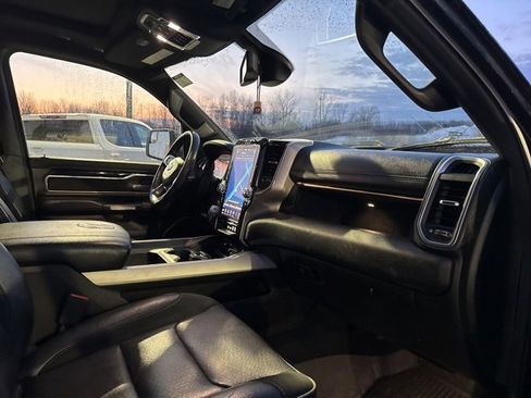 Used 2019 RAM 1500 Laramie image 10