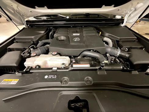 Used 2024 Lexus GX 550 image 28