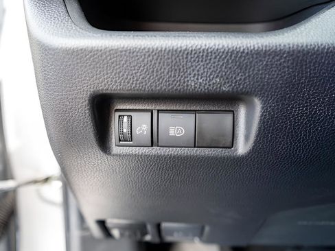 Used 2024 Toyota RAV4 LE AWD/4WD image 25