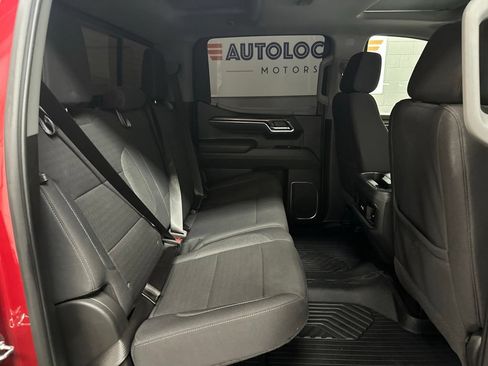 Used 2026 Chevrolet Silverado 1500 LT Trail Boss w/ Convenience Package II AWD/4WD image 21
