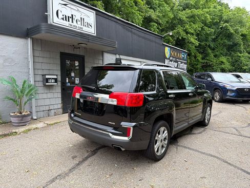 Used 2017 GMC Terrain SLE w/ Chrome Edition AWD/4WD image 7