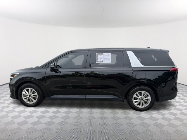 Used 2024 Kia Carnival LX FWD image 8