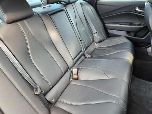 Certified 2025 Acura TLX w/ Technology Package image 17