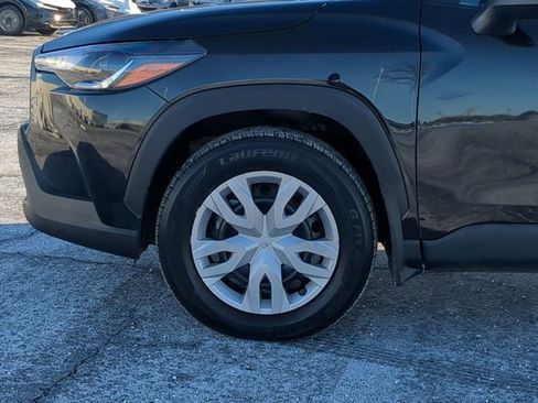 Certified 2023 Toyota Corolla Cross L image 7