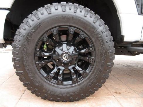 Used 2025 Ford F250 Lariat w/ Tremor Off-Road Package AWD/4WD image 8