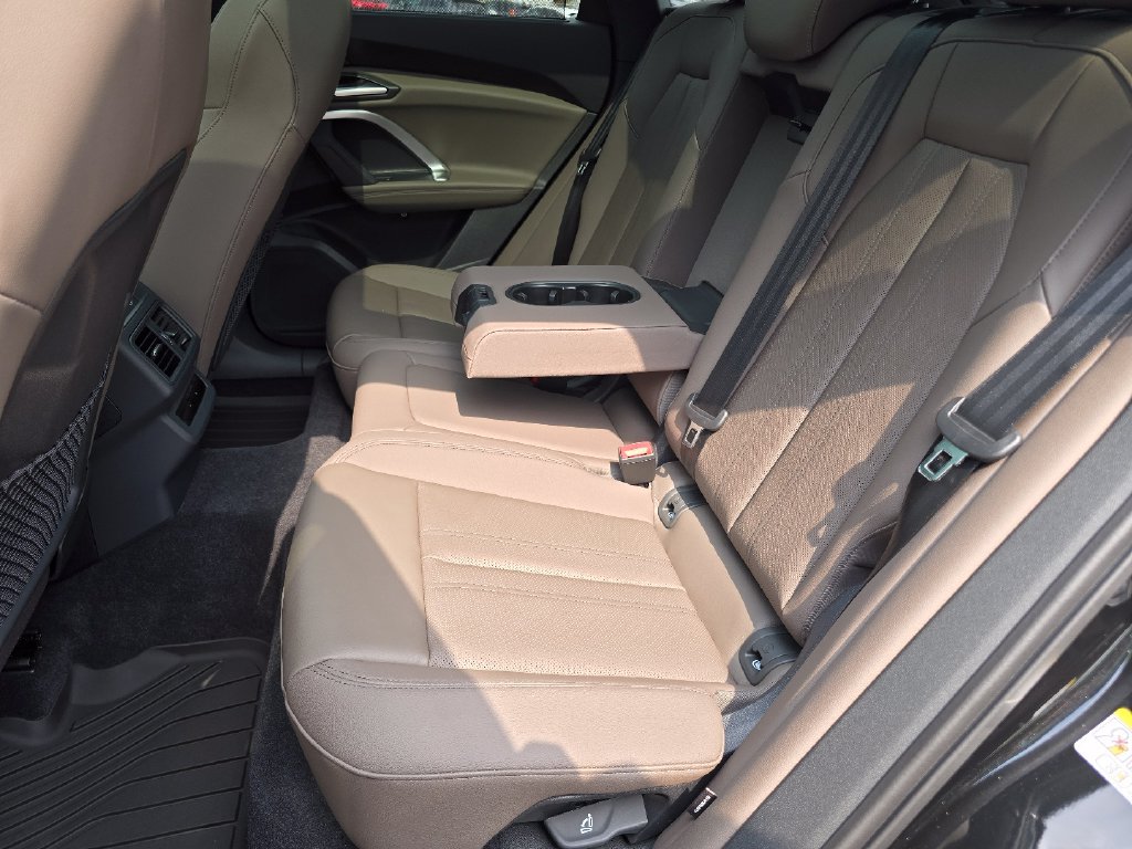 New 2026 Audi Q5 Premium Plus AWD/4WD image 15